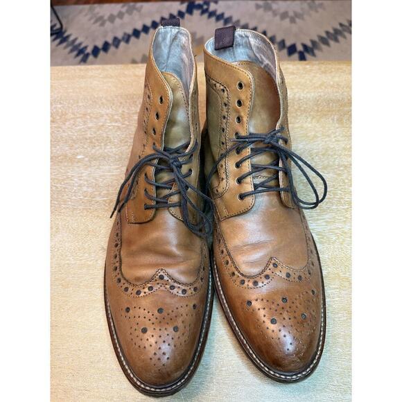 Aston Grey Payton Wingtip Leather Boots - Picture 2 of 9